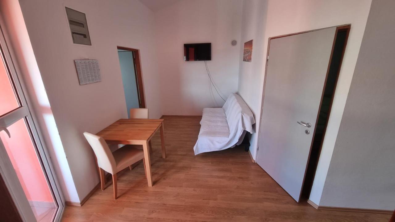 Haus Zarko Apartment วีร์ ภายนอก รูปภาพ