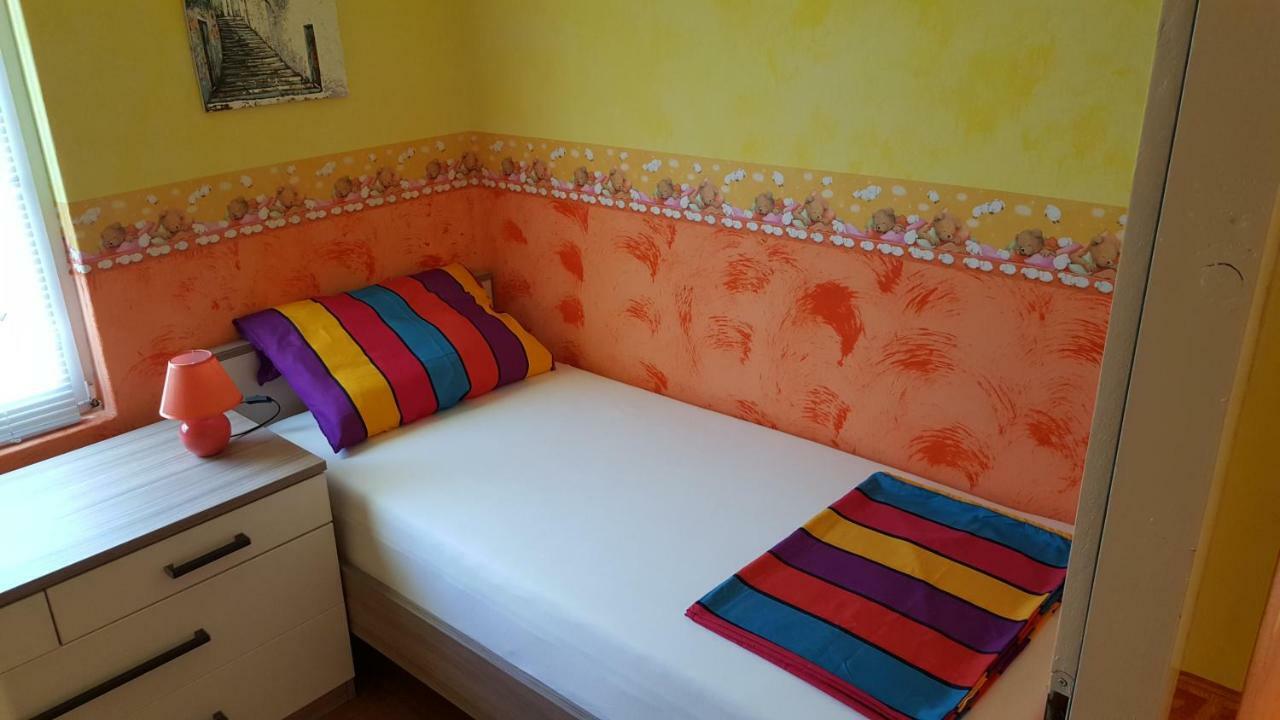Haus Zarko Apartment วีร์ ภายนอก รูปภาพ