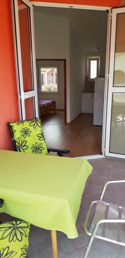 Haus Zarko Apartment วีร์ ภายนอก รูปภาพ